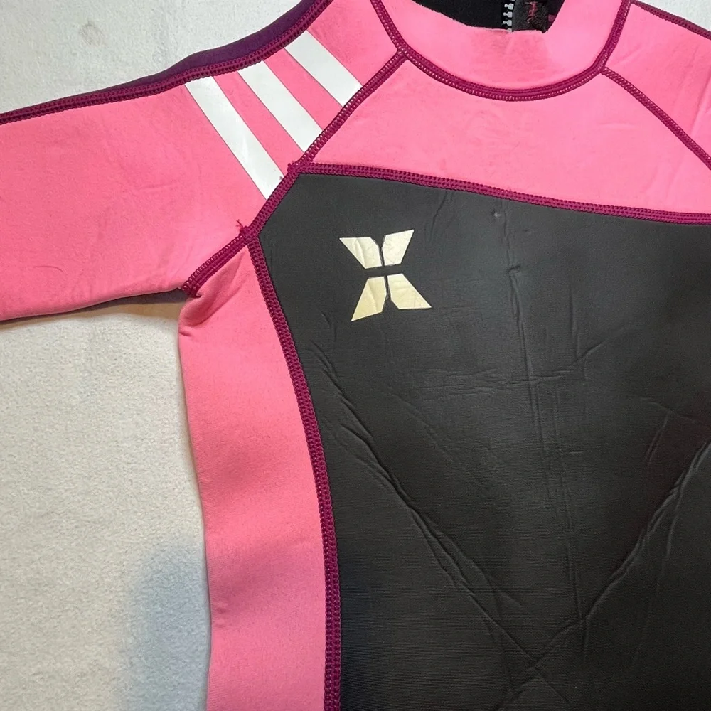 Manta Wetsuit Youth XL Pink and‎ Purple